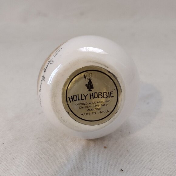 Vintage 1973 Holly Hobbie Good Friends are Sunshine On A Rainy Day Porcelain Egg - Picture 2 of 8